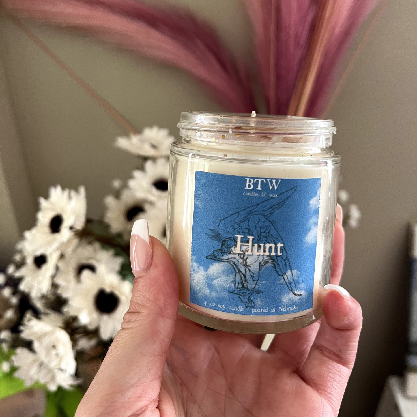 Hunt | amber, orchid, & mahogany teakwood