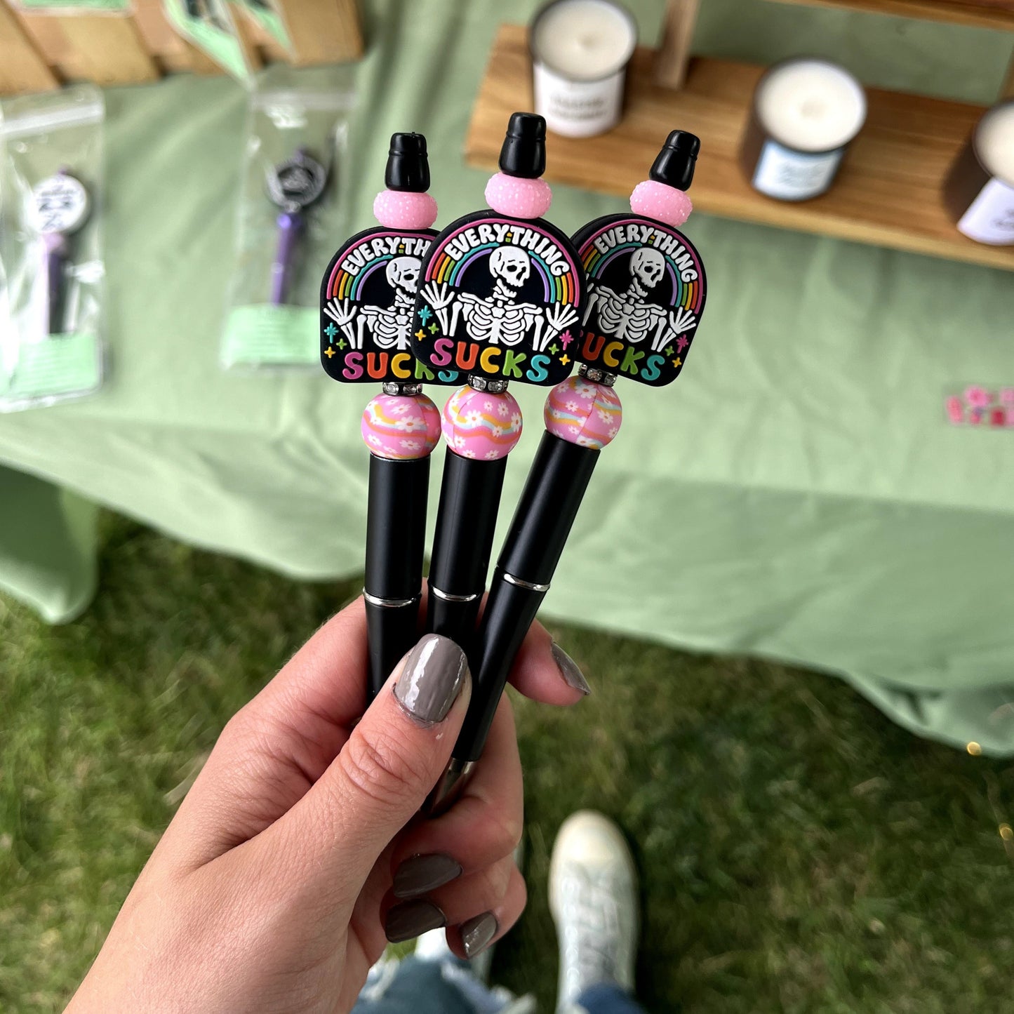 Everything Sucks Pen