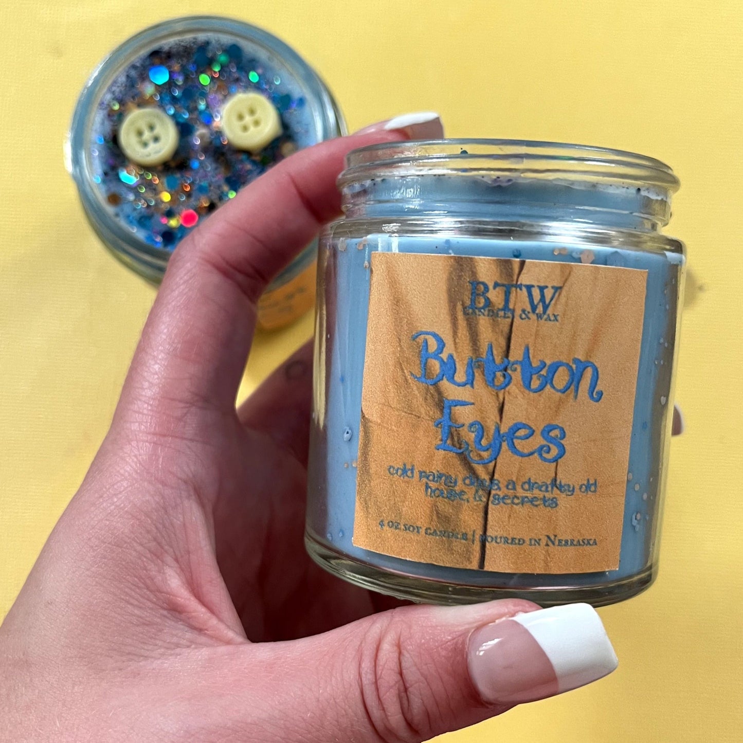 Button Eyes | bergamot, lily, & amber